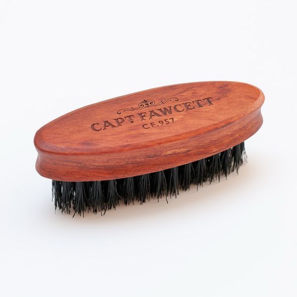 Щетка для бороды из щетины дикого кабана Captain Fawcett WILD BOAR - Moustache Brush F5569 фото